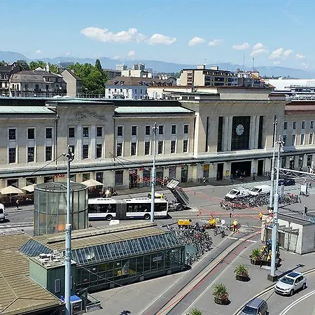 Visionapartments Place De Cornavin - Contactless Check-in 3* Ginebra