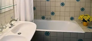 Visionapartments Place De Cornavin - Contactless Check-in Отель