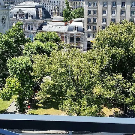 Visionapartments Place De Cornavin - Contactless Check-in Отель