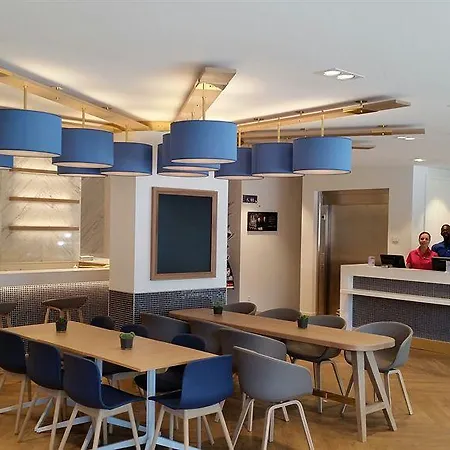 Visionapartments Place De Cornavin - Contactless Check-in Отель 3*